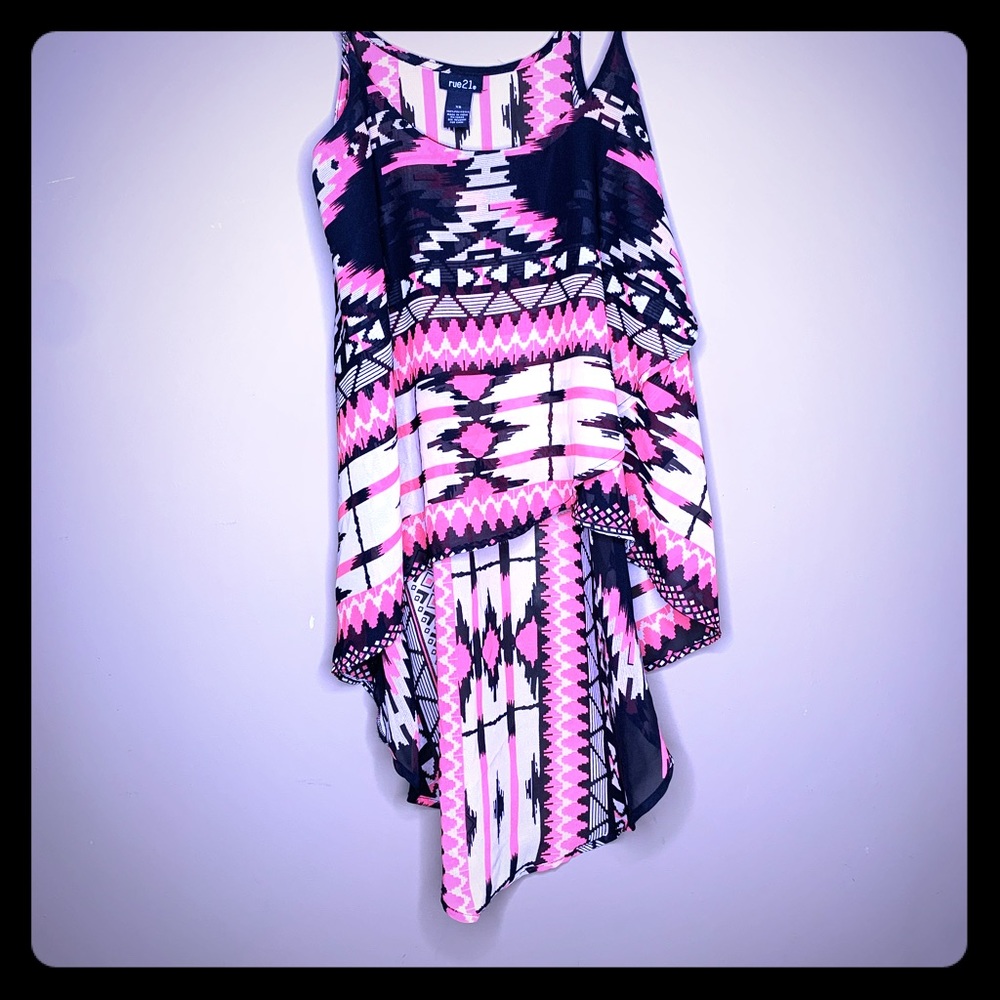 Rue21 shirt  with pink and black design